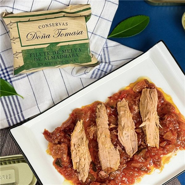 Bonito fillet from almadraba in 120g olive oil.-lateral