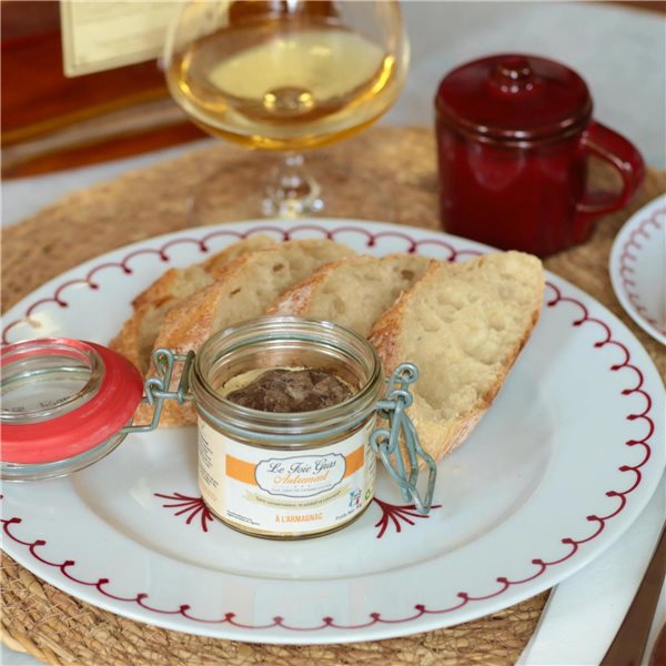 Foie Gras entier à l'Armagnac-lateral