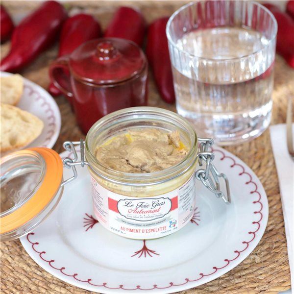 Foie Gras entier avec du piment d'Espelette-trasera