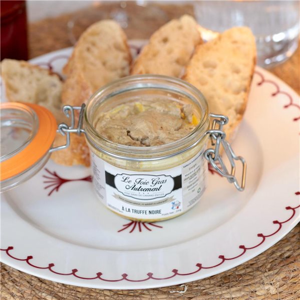 Foie Gras entier aux truffes noires-lateral