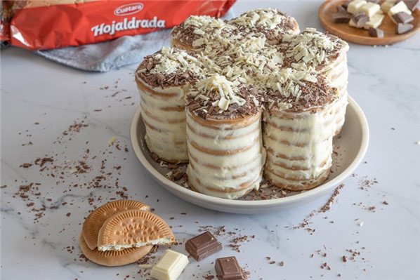 Galleta Cuétara Hojaldrada.-lateral