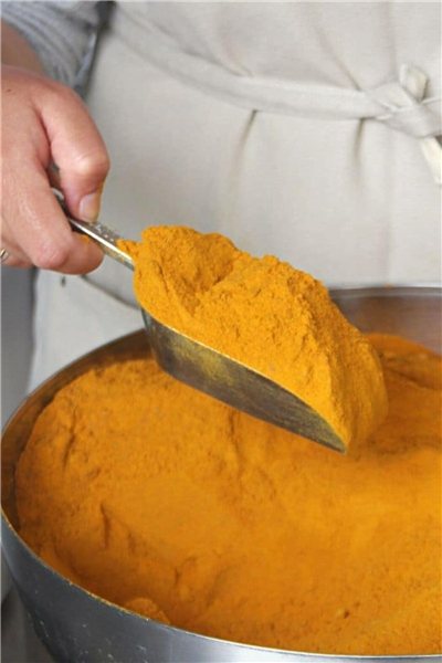 GOLDEN MILK (Kurkuma Latte)-izquierda