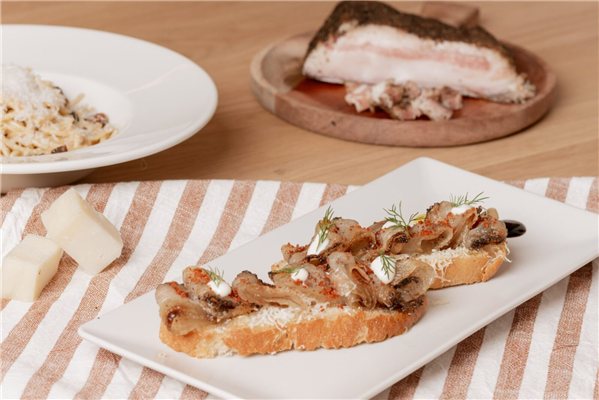 Guanciale-lateral