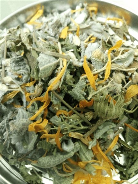 BIO-TEEBLENDUNG WEIBLICHE ENERGIE 30g Hormonelles Gleichgewicht und Wohlbefinden-detalle