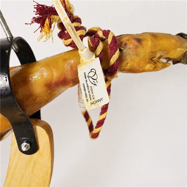 Jamón ibérico de cebo-trasera