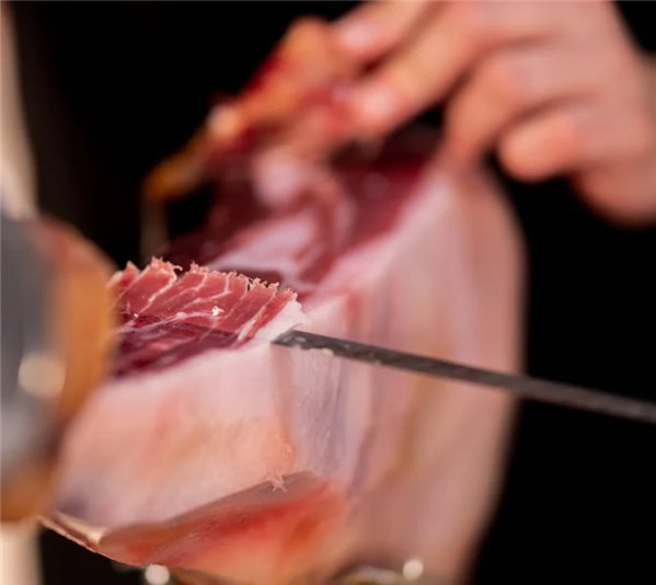100% Ibérico Ecological Bellota Ham Pata Negra, Beher-trasera