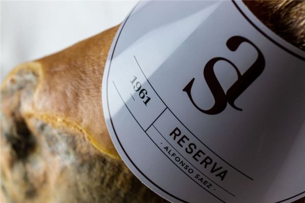 Jambon Réserve Sans Pattes-lateral