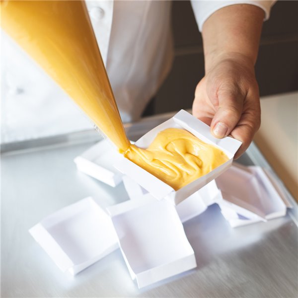 Joselín Large Sobaos, made with Butter, Controlled Quality IGP Sobao Pasiego, Pack of 18 Sobaos individually wrapped in transparent film (2600 gr)-izquierda