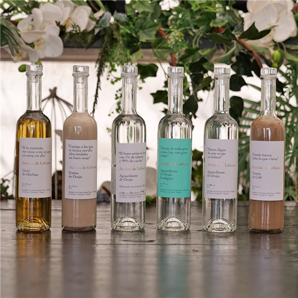 JUSTINA DE LIEBANA Orujo Premium, handgebrannter Schnaps mit Kupferbrennblase, 48% Vol., 70 cl.-trasera