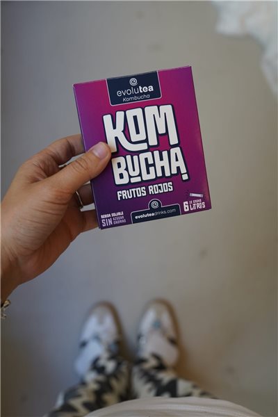Kombucha con frutos rojos-detalle