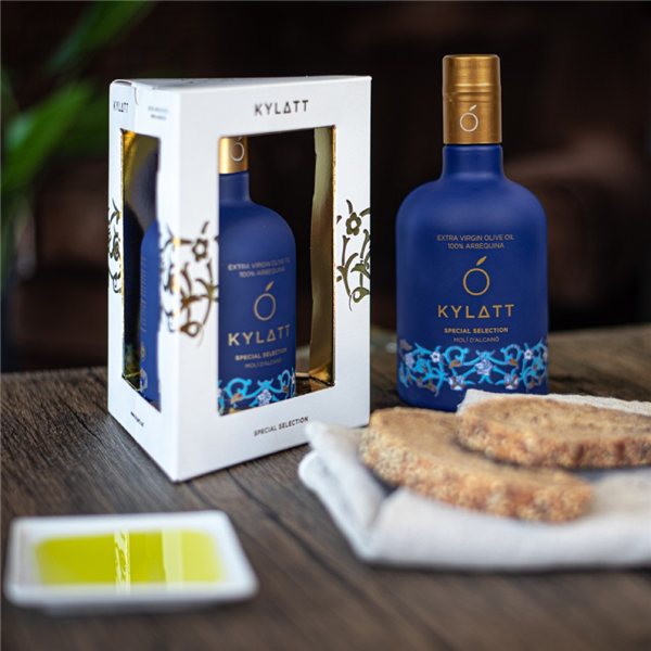 Kylatt, Organic Extra Virgin Olive Oil Arbequina, Novacoop-lateral