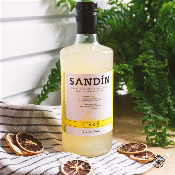 Zitronenlikör Sandín 70cl-detalle
