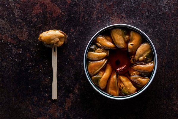 Scharfe marinierte Muscheln 8/12 Stück-lateral