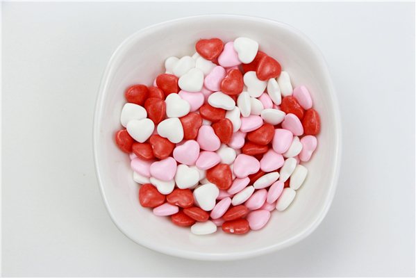 MIX HEARTS (RED, WHITE, AND PINK) SPRINKLES 450g.-lateral