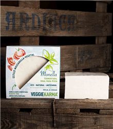Monella - Veganer Block zum Reiben und Schmelzen, Veggie Karma