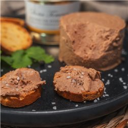 Mousse de foie gras de pato con cebolla confitada 130g.