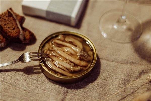 Olive Oil Razor - Silver / Series 8, Roi&Co-trasera