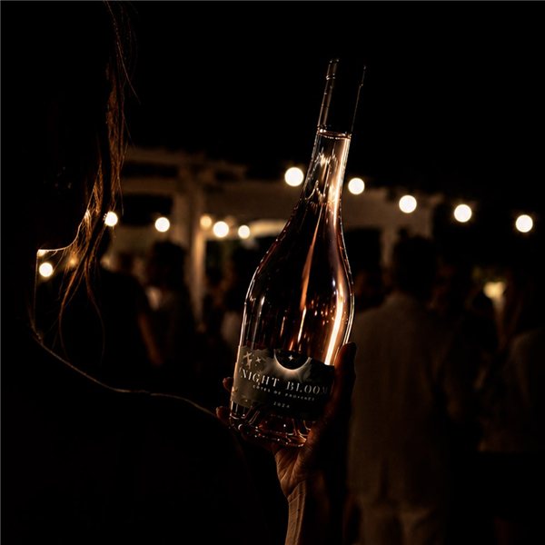 Night Bloom Rosé 2025-detalle