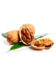 Nuez pelada en mitades