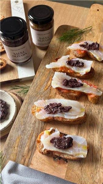 Tartinade d'Olives Noires Gourmet 140g – Llàgrimes del Canigó-lateral