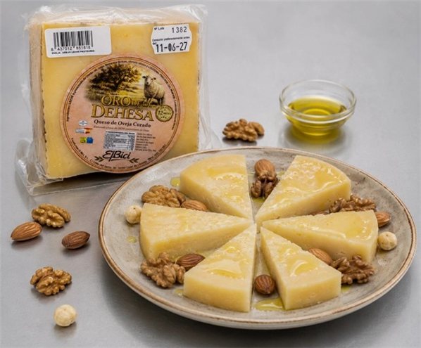 Oro de la Dehesa - Queso de oveja curado en aceite de oliva-lateral