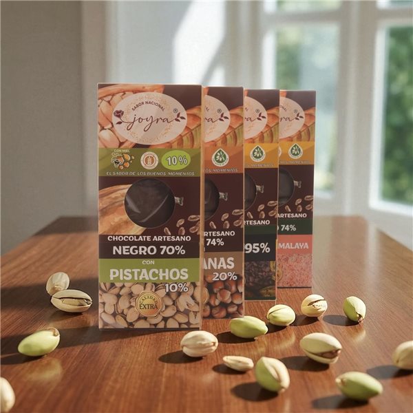 Pack of 3 handmade chocolate tablets with 10% pistachios and honey - 100 gr.-izquierda