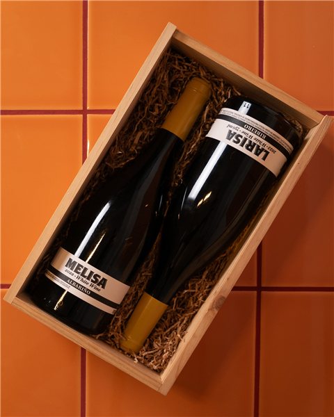 Pack regalo dos botellas blanco-detalle