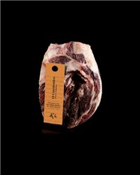 Deboned Field Cured Shoulder 50% Iberian Breed