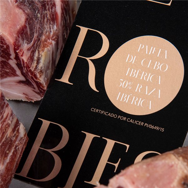 Palette de cebo ibérique 50% race ibérique (désossée)-detalle