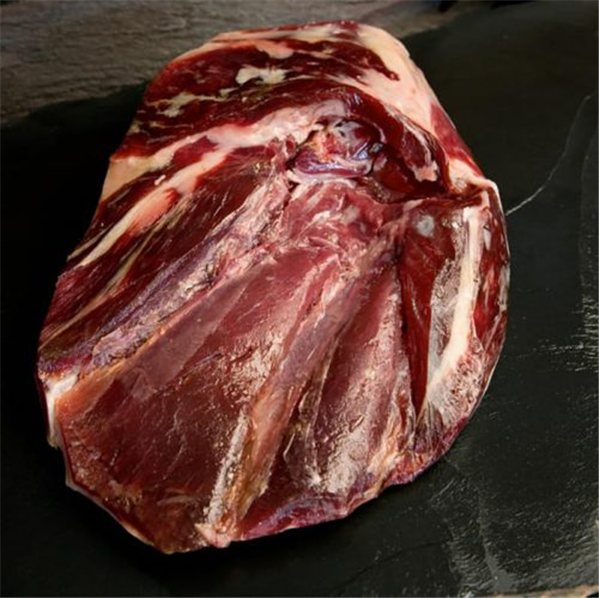 Boneless 100% Iberian Bellota Shoulder, Maldonado-detalle