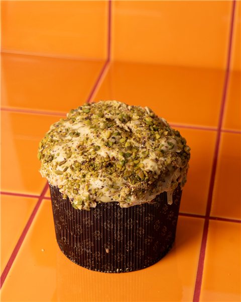 Pistachio Nougat Panettone 1.1 kg-detalle