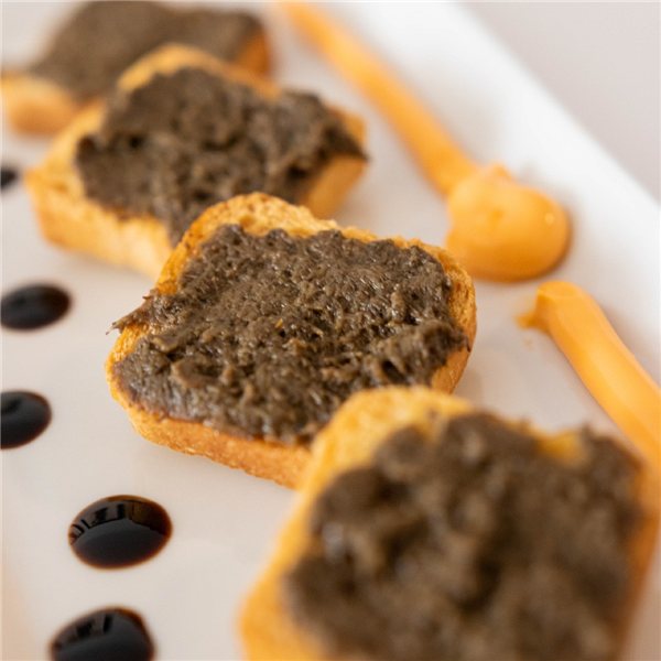 Paté de alcachofa asada en AOVE 110 g | Producto solidario-izquierda