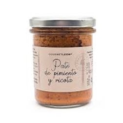 Pepper and ricotta cheese pate