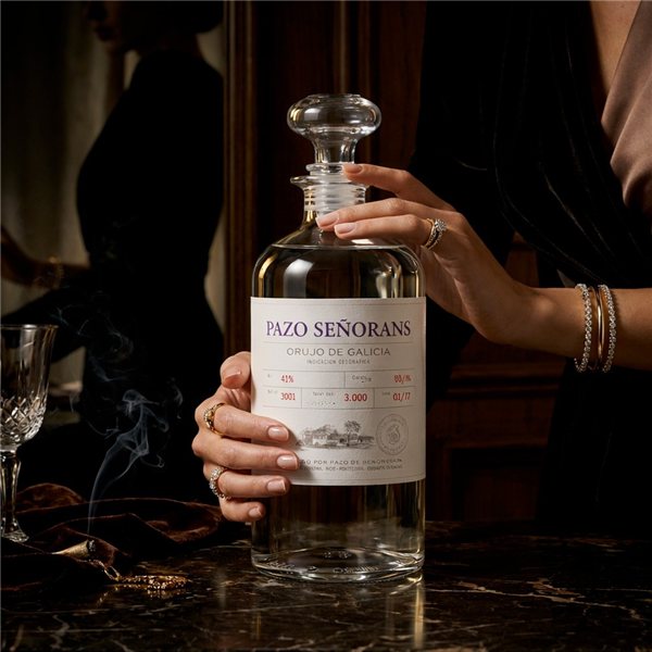Pazo Señorans Orujo Blanco Albariño 50Cl-detalle