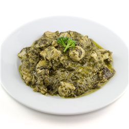 Pesto chicken with cream.