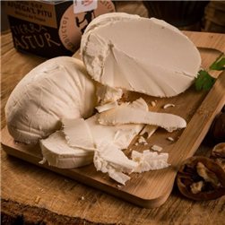 Afuega'l Pitu Trapo Blanco Cheese