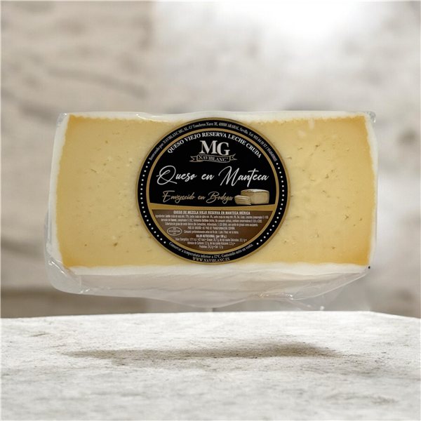 FROMAGE AFFINÉ DANS DU BEURRE VIEILLI EN CAVE MG (3,2 / 3,3 kg)-lateral