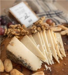 Reifer Ziegenkäse mit Rohmilch, 210 g.