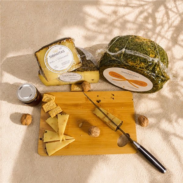 Queso de oveja curado con miel y orégano-detalle