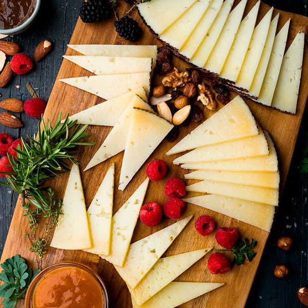 Queso de Oveja de Leche Pasteurizada Semicurado Cotado en Cuñitas-trasera