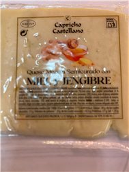 La traducción de "Queso miel y jengibre" al alemán es "Käse mit Honig und Ingwer".