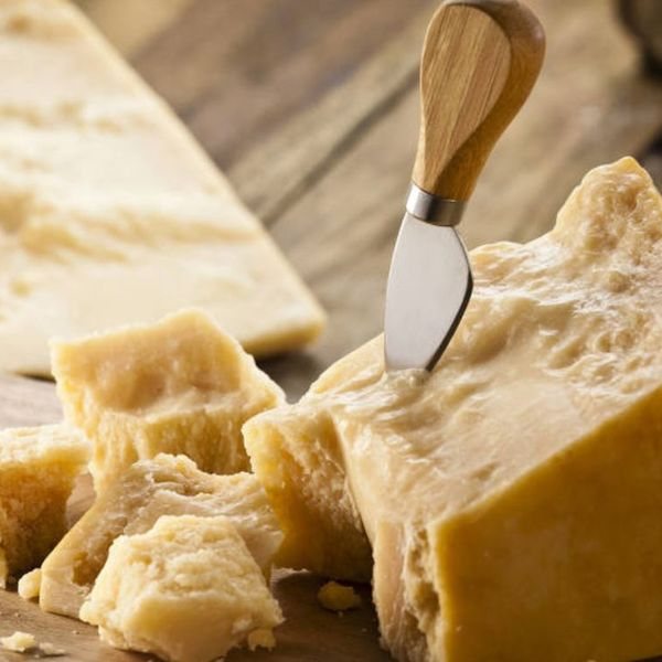 Käse Parmigiano Reggiano DOP 12 Monate (Stück)-lateral