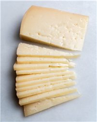 Queso pecorino 250 g se traduce al francés como "Fromage pecorino 250 g".