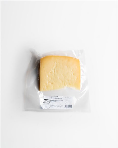 Queso pecorino 250 g se traduce al francés como "Fromage pecorino 250 g".-trasera