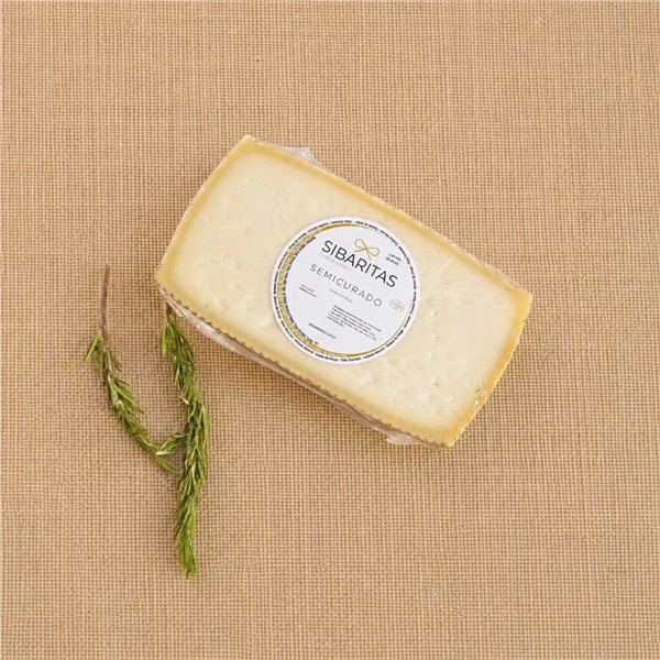 Queso semicurado de oveja-lateral