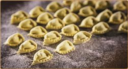 Ravioli al plin de salmonete y albahaca – caja 4 kg