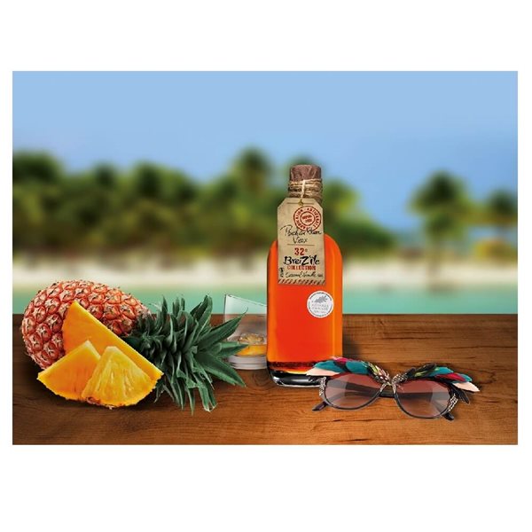 "Rhum arrangé Collection "Coco Vanille" 50cl" translates to "Arranged rum Collection "Coconut Vanilla" 50cl"-detalle