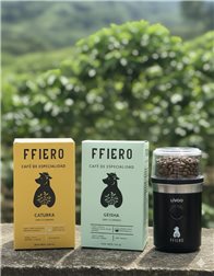 La traduction de "Ruta Cafetera + Molinillo" en français est "Route Cafetière + Moulin à café".