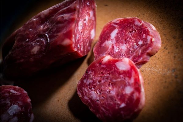 Saucisson de Village-izquierda
