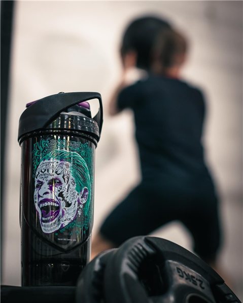 Shaker Shieldmixer® Hero Pro Joker, 700 ml-detalle